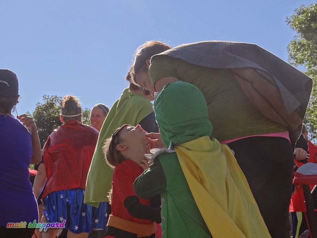 United Way Super Hero 5K walk/run - photos by Matt Sheppard for CSiNewsNOW.com